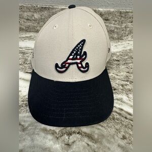 New Era Atlanta Braves Navy and Stone Hat with Patriotic Logo Size 7 3/4